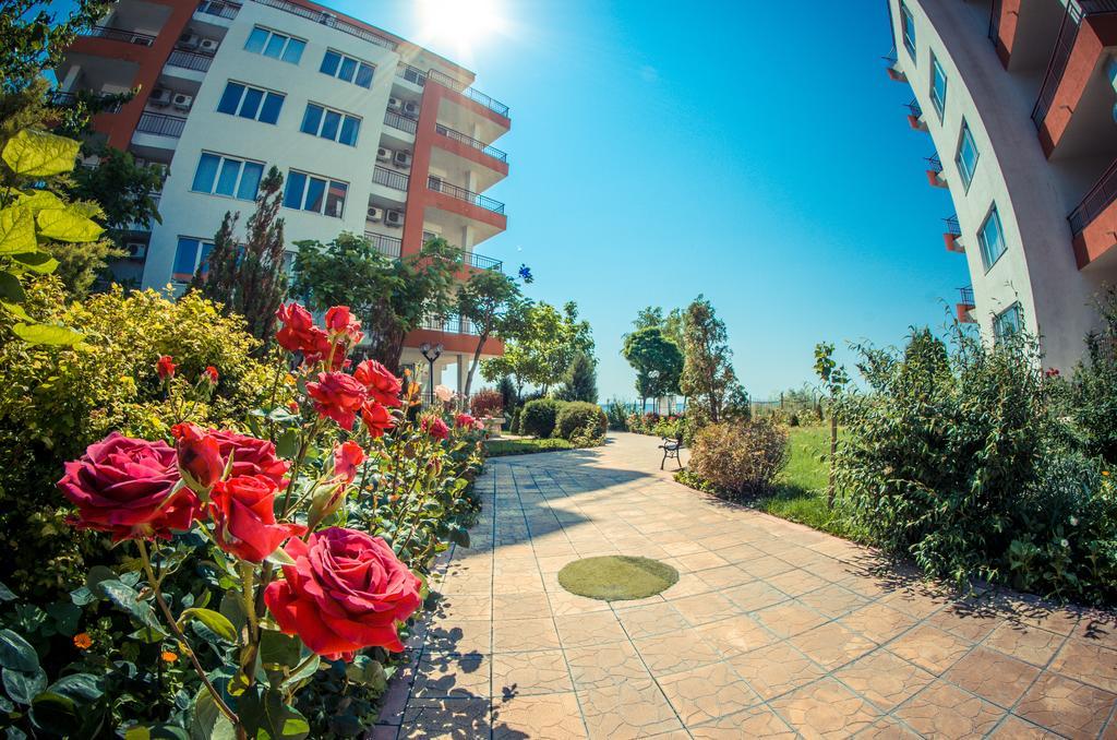 Riviera Fort Beach Apartments Ravda Dış mekan fotoğraf