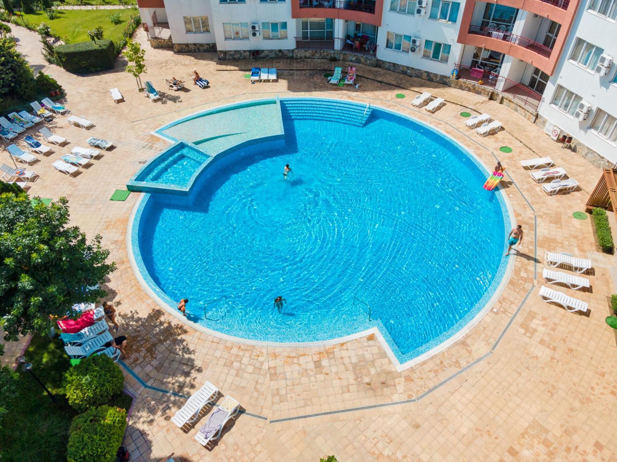 Riviera Fort Beach Apartments Ravda Dış mekan fotoğraf