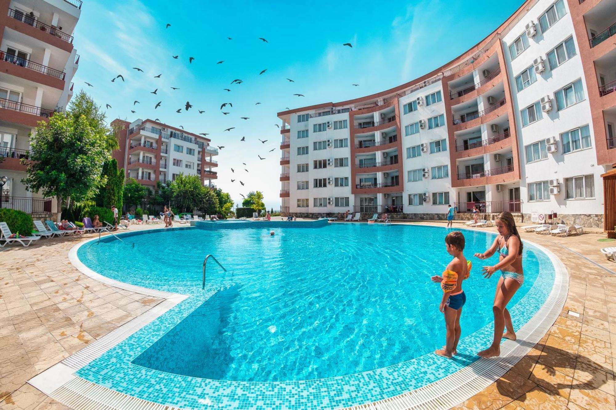 Riviera Fort Beach Apartments Ravda Dış mekan fotoğraf