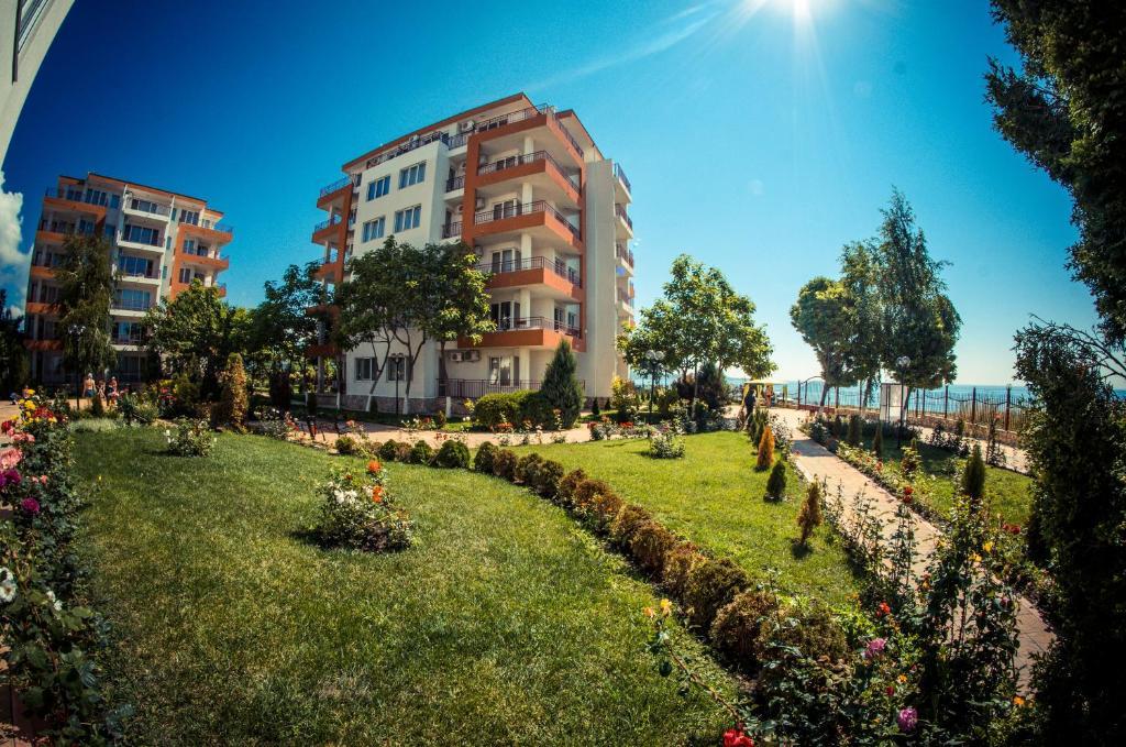 Riviera Fort Beach Apartments Ravda Dış mekan fotoğraf