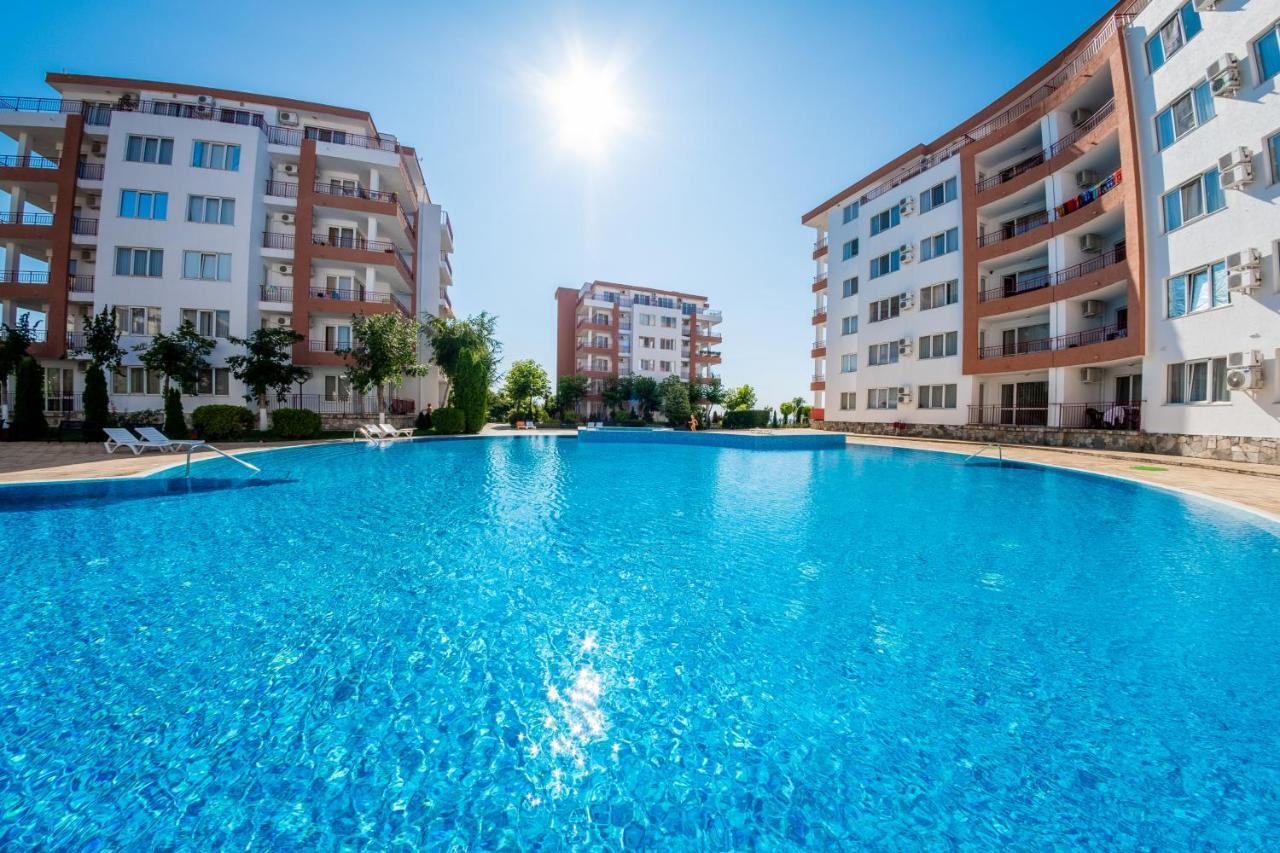 Riviera Fort Beach Apartments Ravda Dış mekan fotoğraf