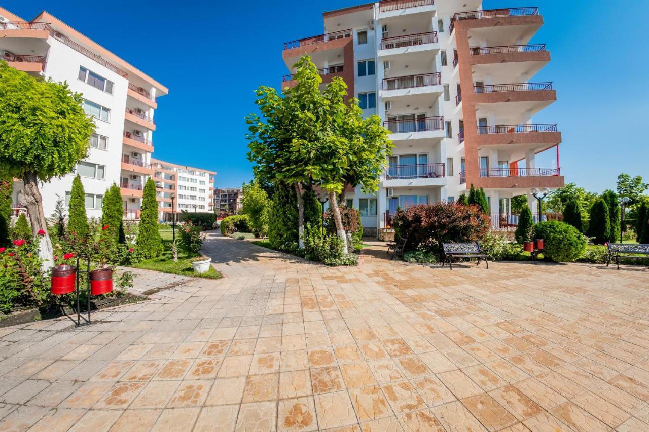 Riviera Fort Beach Apartments Ravda Dış mekan fotoğraf